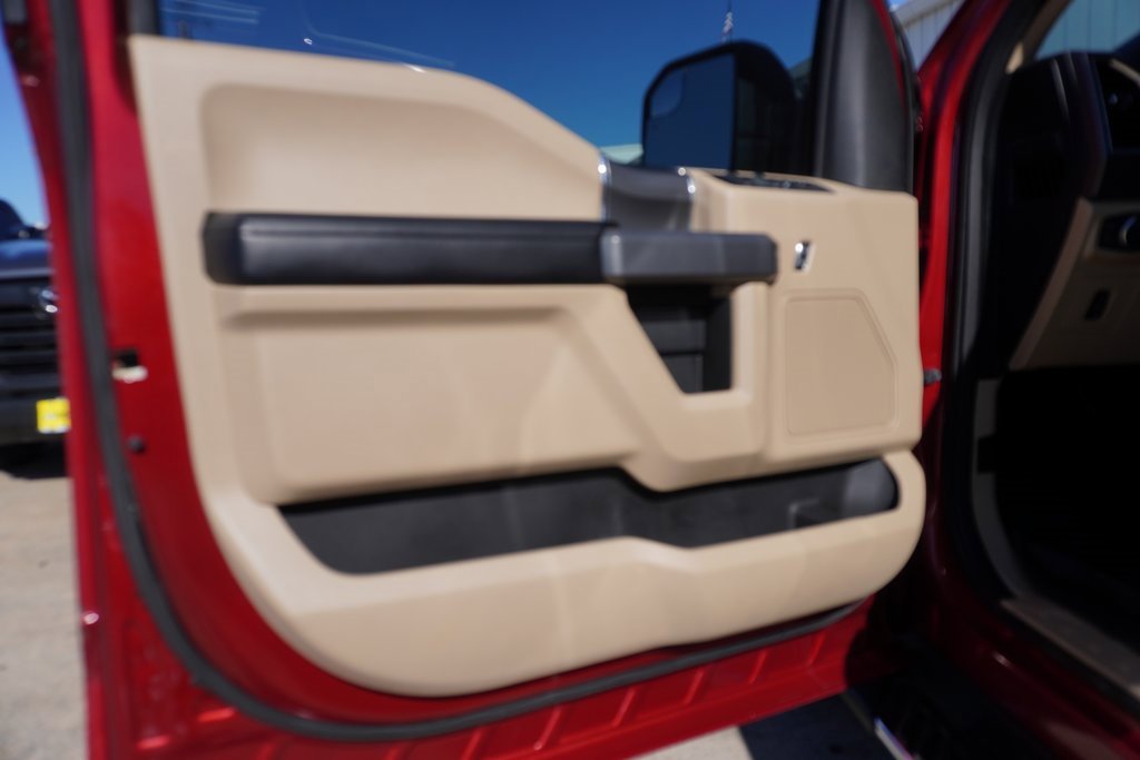 Used 2016 Ford F150 XLT w/ Equipment Group 301A Mid image 8