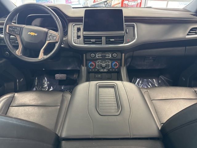 Used 2023 Chevrolet Suburban High Country image 38