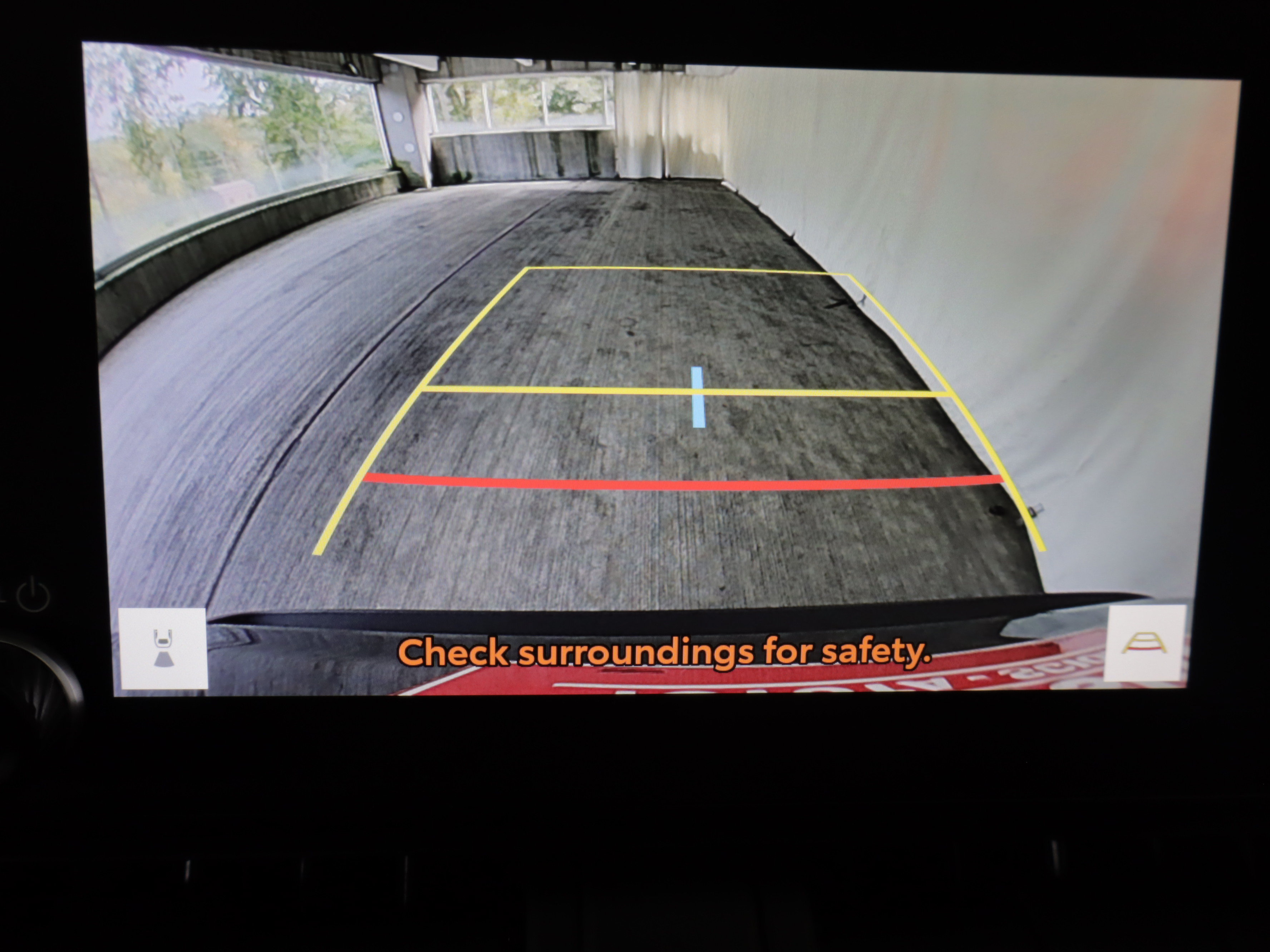 Used 2025 Toyota RAV4 XLE AWD/4WD image 19