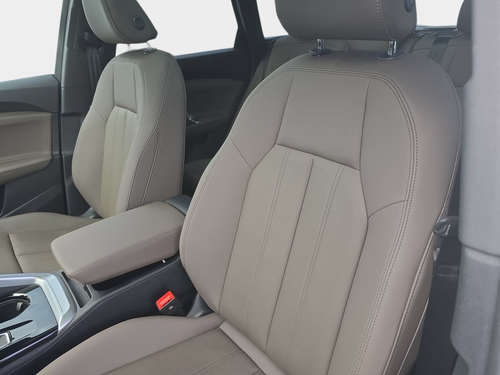 Certified 2025 Audi Q5 Premium w/ Premium Plus AWD/4WD image 20