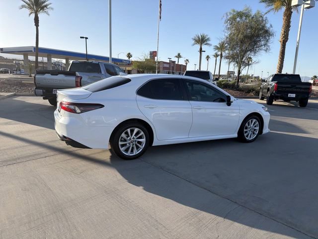Used 2024 Toyota Camry LE FWD image 4