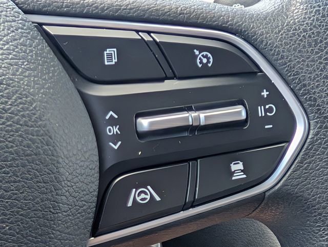 Used 2022 Hyundai Santa Fe SE image 26