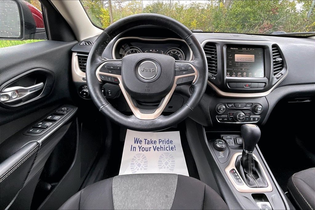 Used 2014 Jeep Cherokee Latitude w/ Comfort/Convenience Group AWD/4WD image 5