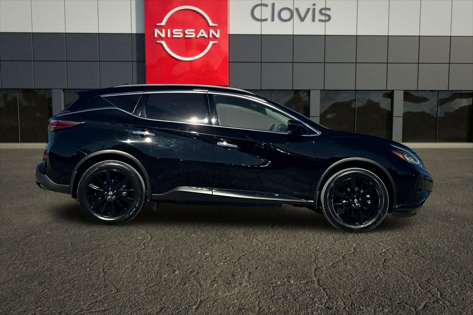 Certified 2023 Nissan Murano SV w/ SV Midnight Edition Package FWD image 9