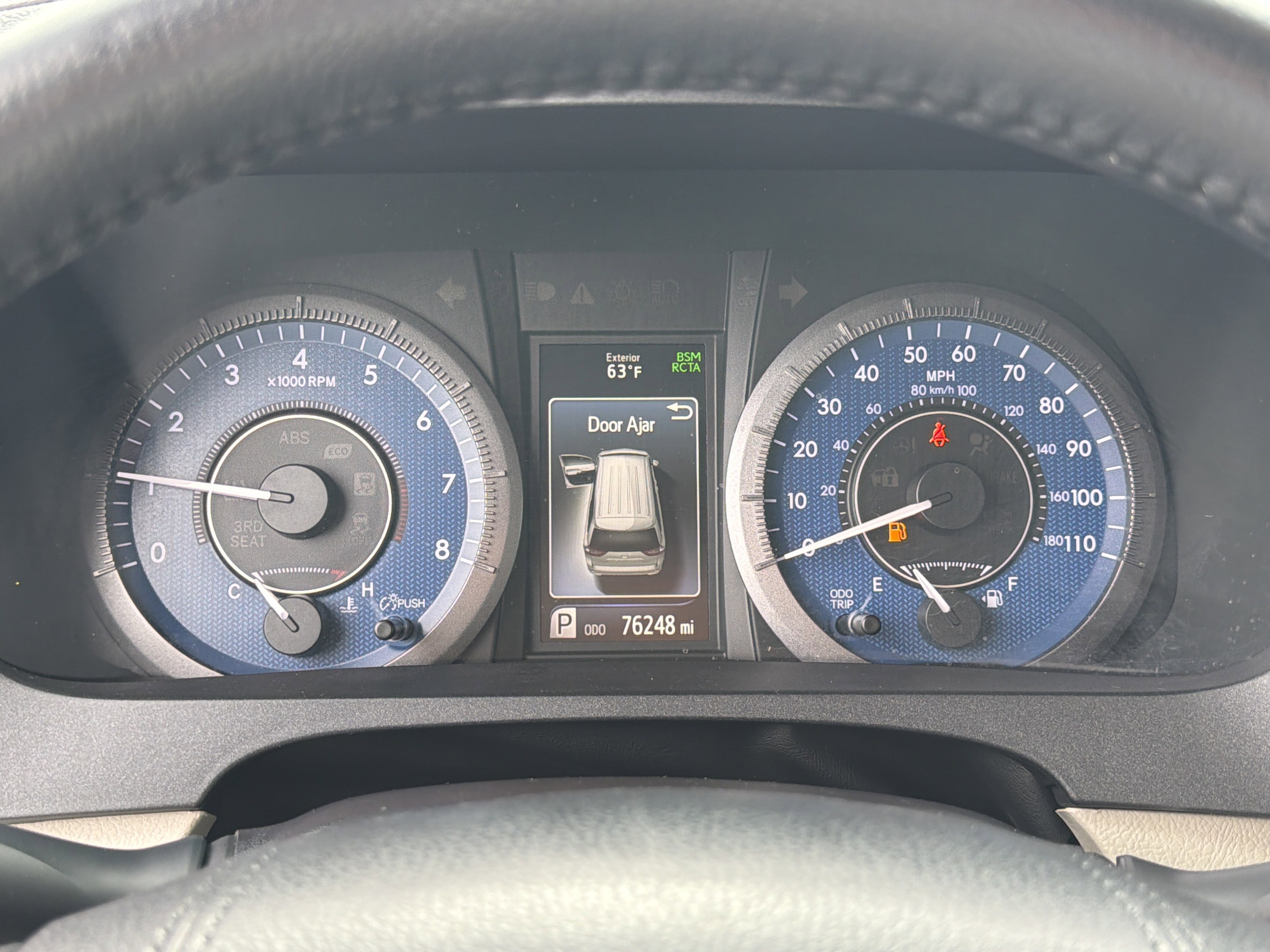 Used 2020 Toyota Sienna XLE Premium FWD image 25