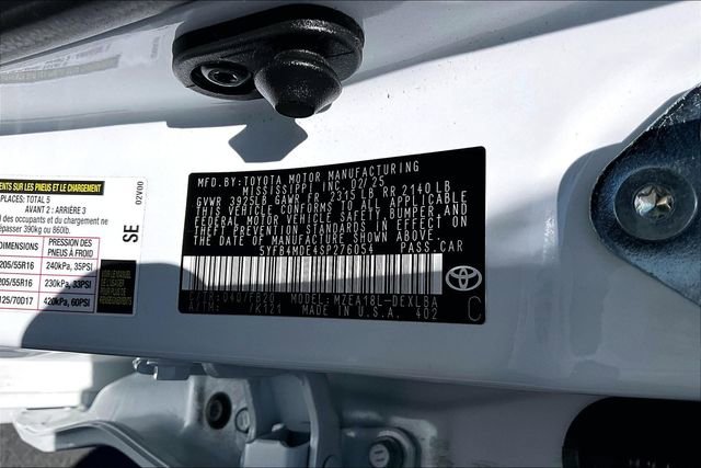 Used 2025 Toyota Corolla LE image 18