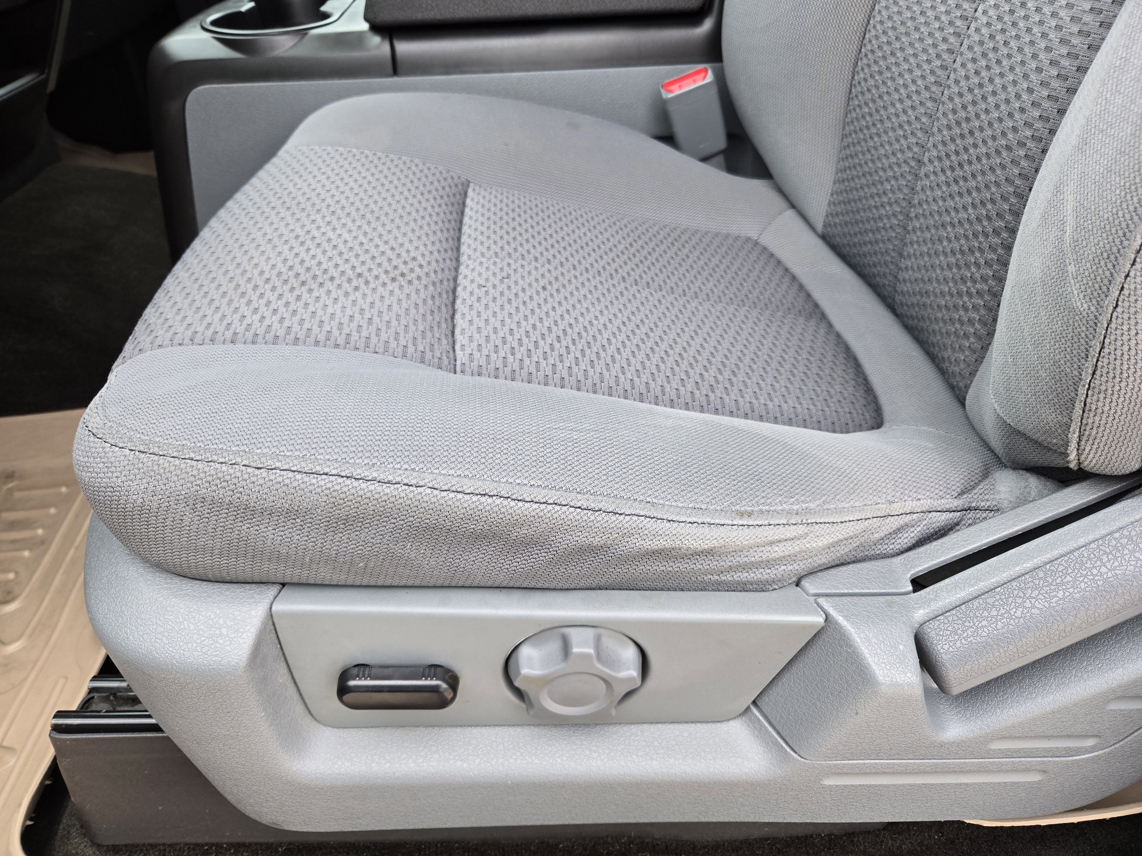 Used 2012 Ford F150 XLT w/ XLT Convenience Pkg AWD/4WD image 21
