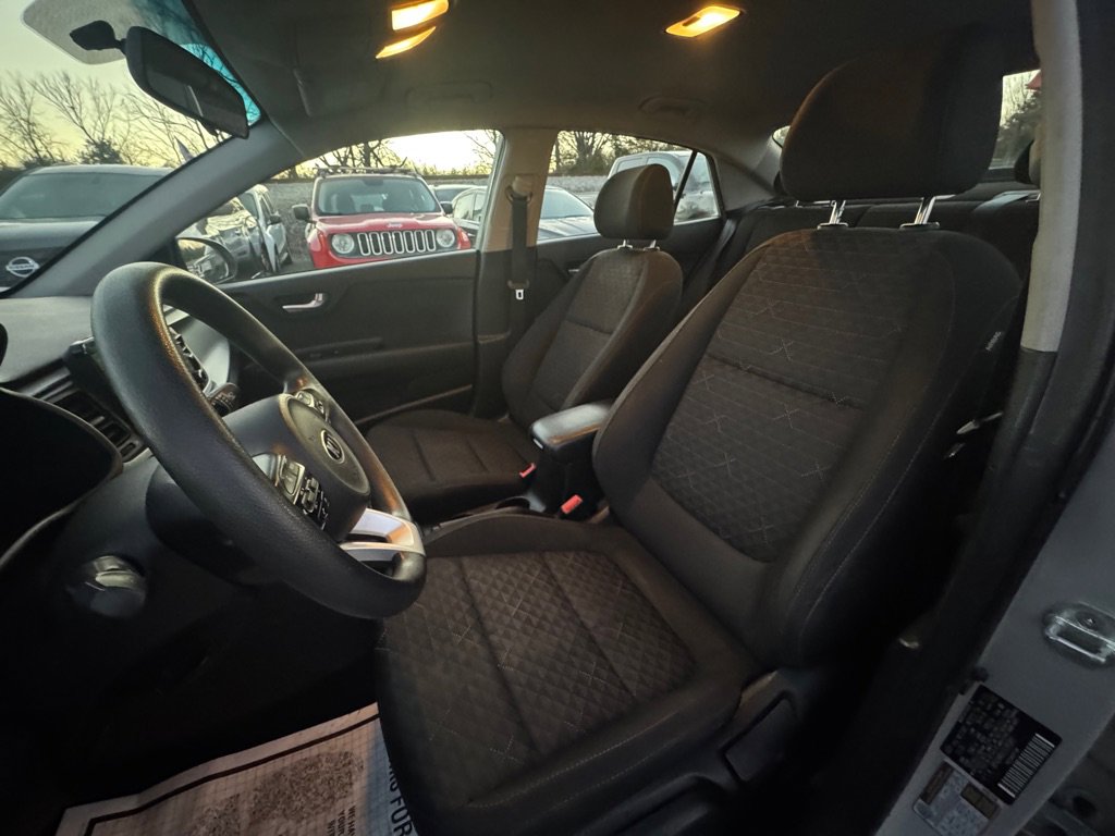 Used 2020 Kia Rio S image 8