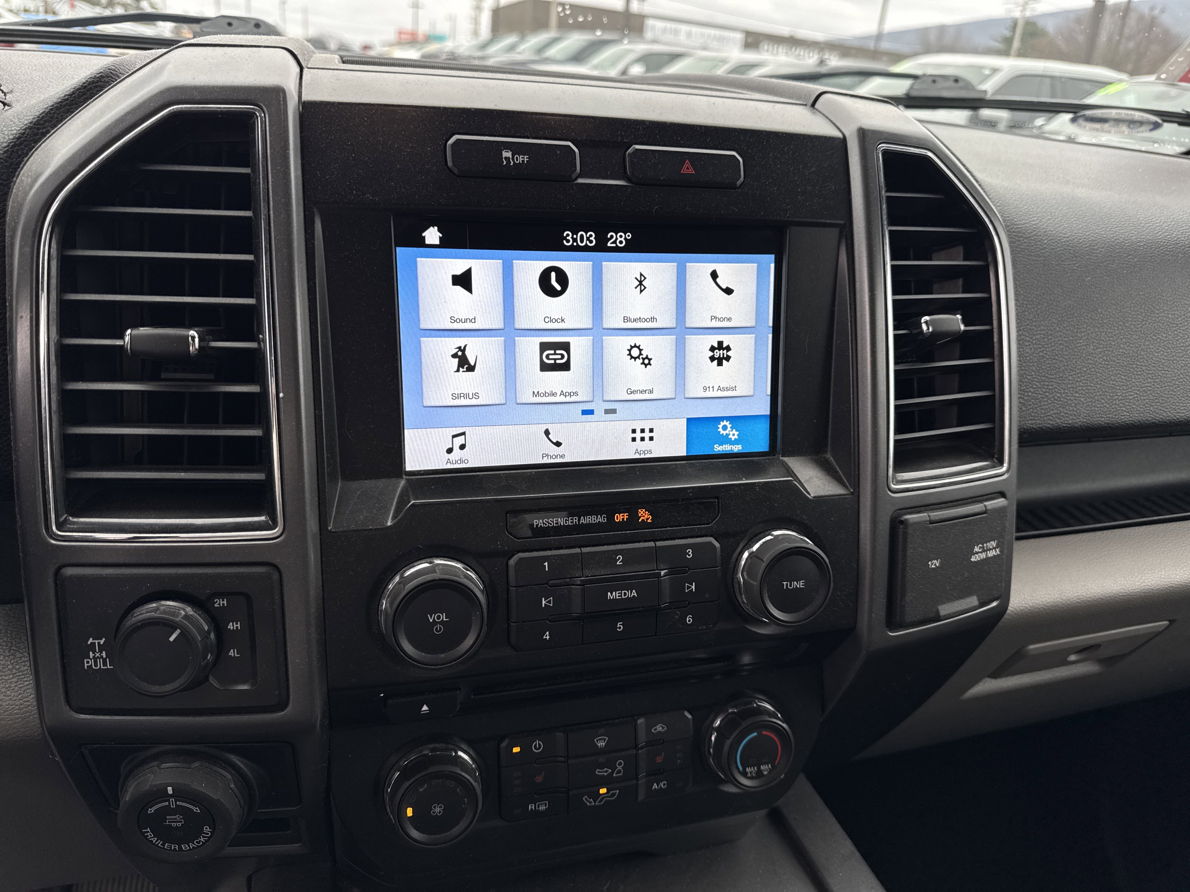 Used 2017 Ford F150 Lariat image 13