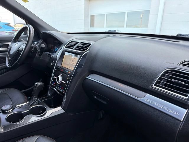 Used 2019 Ford Explorer Sport w/ Equipment Group 401A AWD/4WD image 30