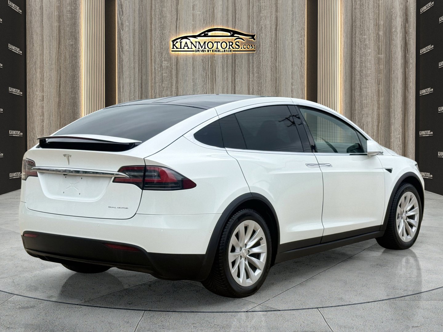Used 2020 Tesla Model X Long Range AWD/4WD image 11