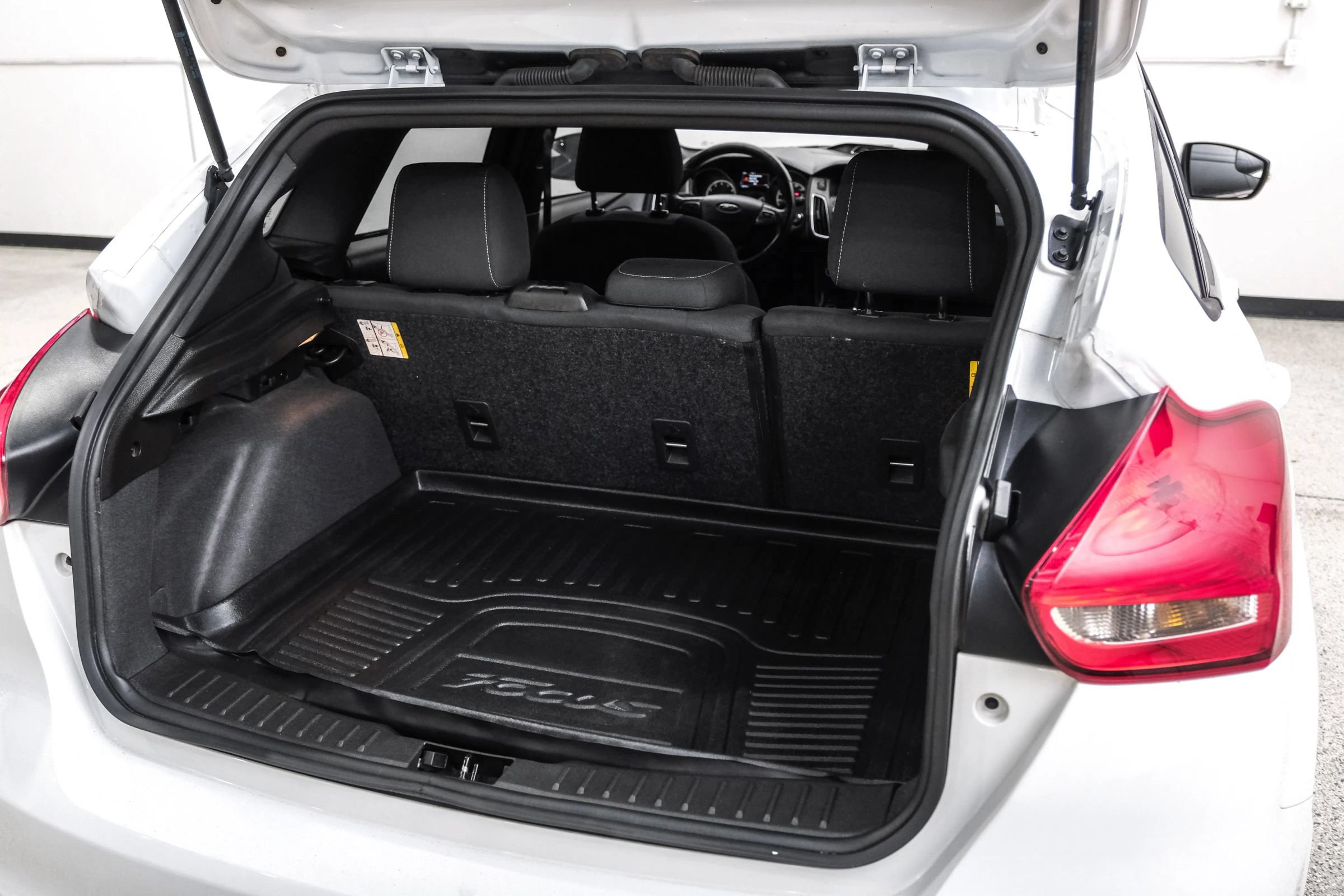 Used 2017 Ford Focus ST FWD image 52