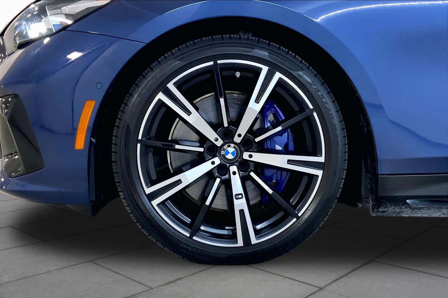 Used 2026 BMW i5 M60 AWD/4WD image 10