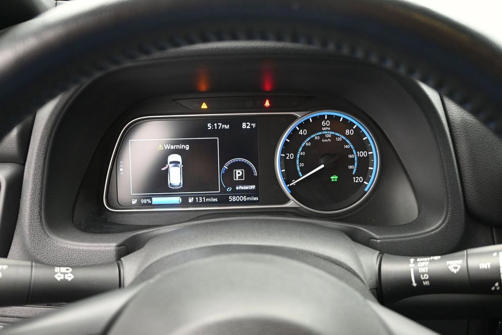 Used 2018 Nissan Leaf SL w/ SL Technology Package FWD image 18