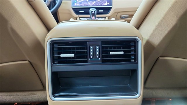 Used 2022 Porsche Cayenne image 51
