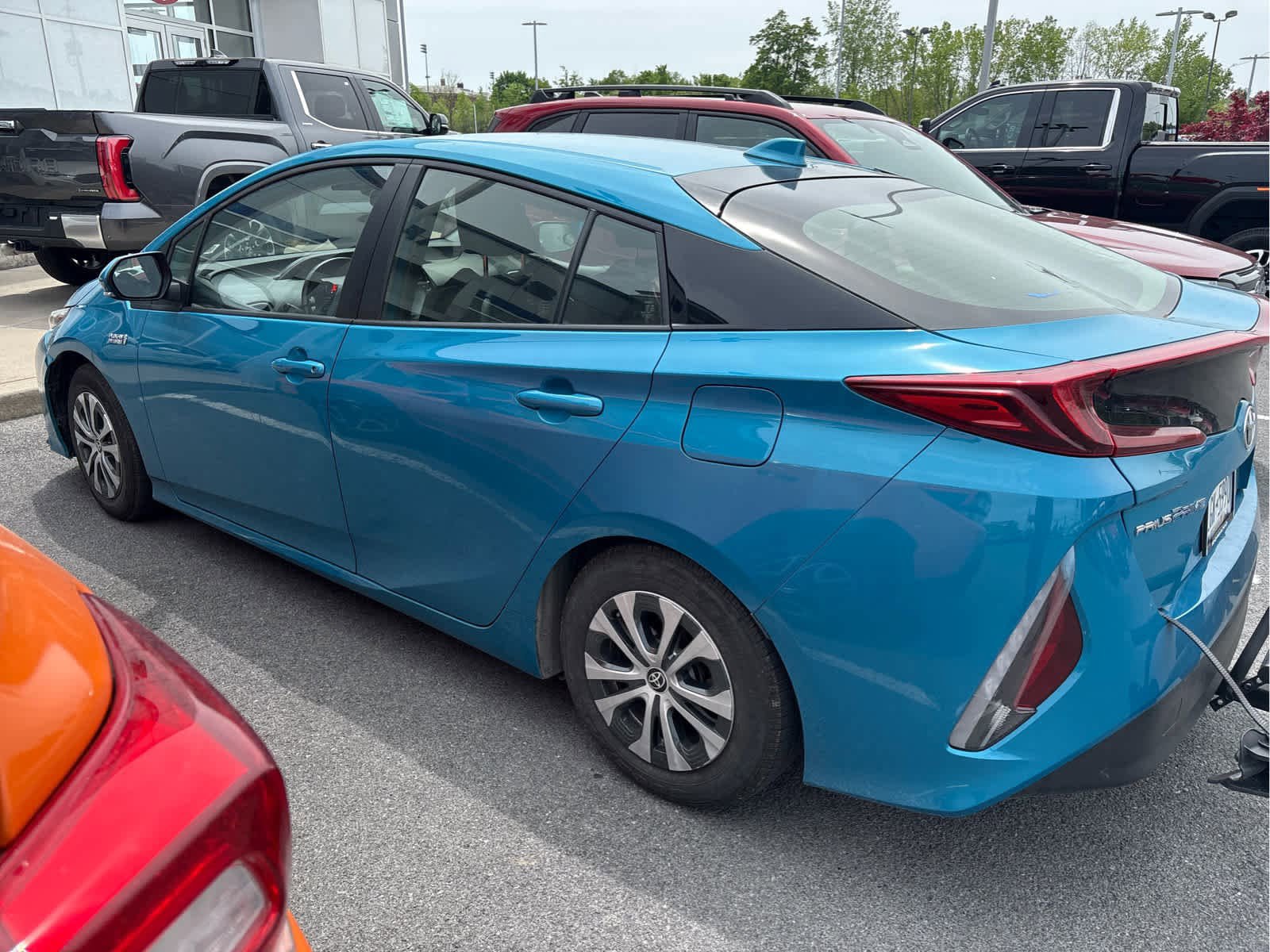 Used 2021 Toyota Prius Prime LE FWD image 4