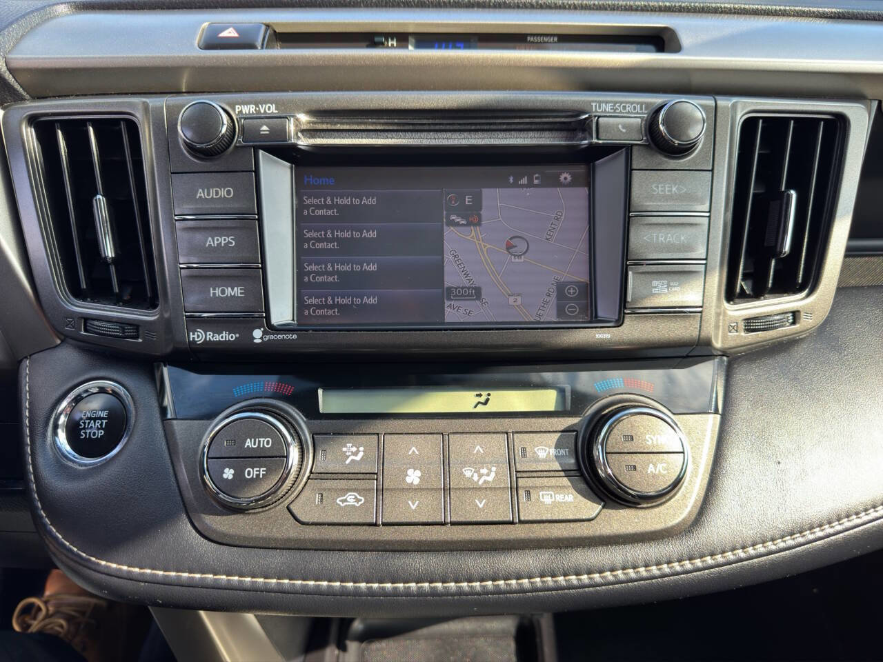 Used 2014 Toyota RAV4 Limited image 16