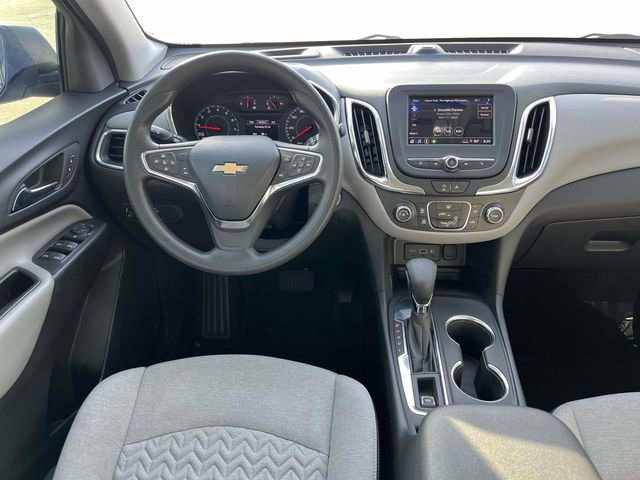 Used 2024 Chevrolet Equinox LS w/ Driver Confidence II Package FWD image 11