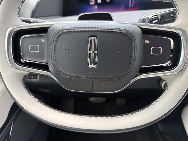 New 2026 Lincoln Navigator Premiere image 27