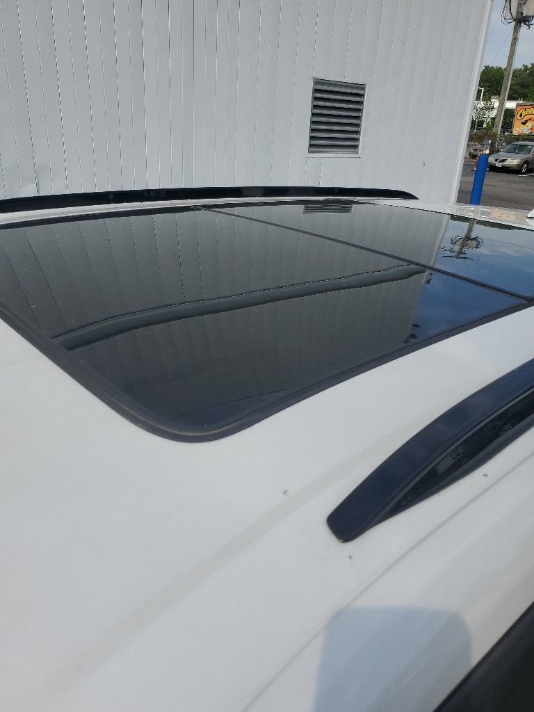 Used 2021 Chevrolet Blazer RS w/ Enhanced Convenience Package FWD image 11