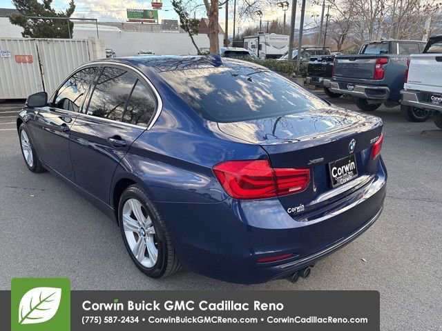 Used 2018 BMW 330i xDrive Sedan w/ Convenience Package image 4