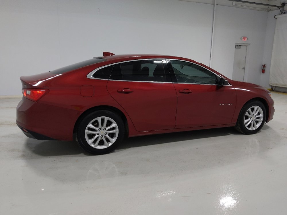 Used 2017 Chevrolet Malibu LT image 10