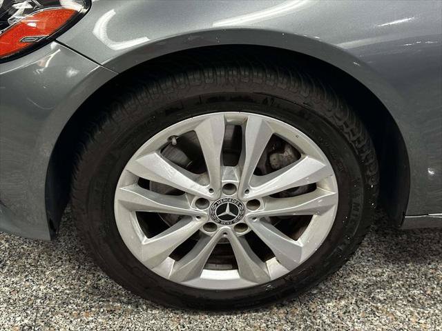 Used 2019 Mercedes-Benz C 300 4MATIC Sedan image 10
