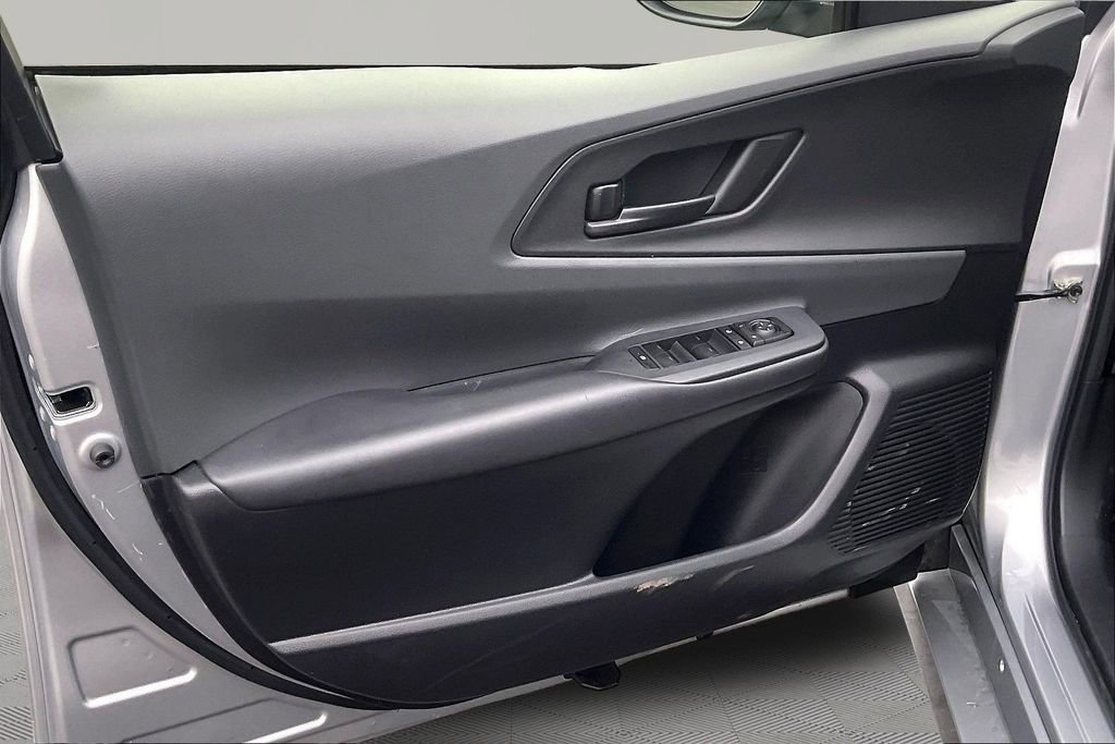 Used 2023 Toyota Prius LE image 22