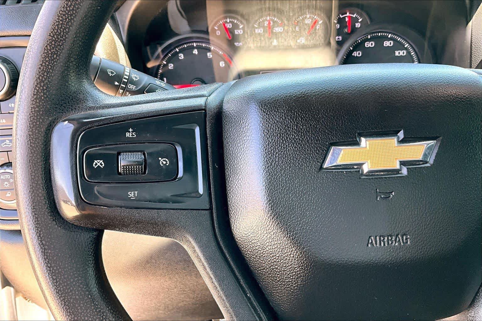 Used 2021 Chevrolet Silverado 2500 Custom w/ Custom Value Package AWD/4WD image 23