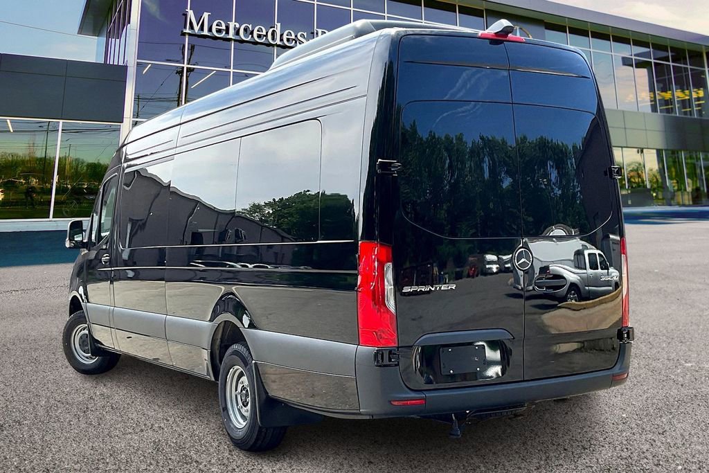New 2025 Mercedes-Benz Sprinter 3500 image 3