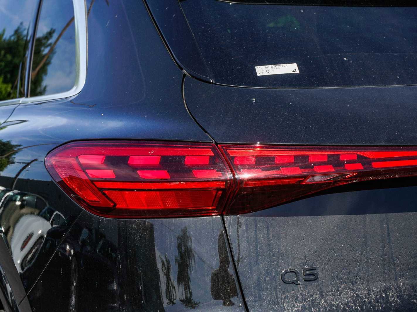 Used 2025 Audi Q5 Premium Plus w/ Premium Plus image 9