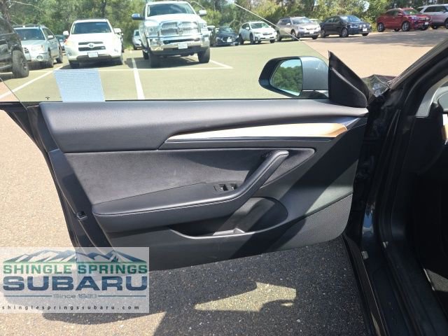 Used 2022 Tesla Model 3 Long Range AWD/4WD image 18