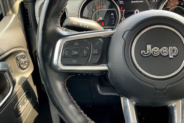 Used 2022 Jeep Wrangler Unlimited Sahara image 18