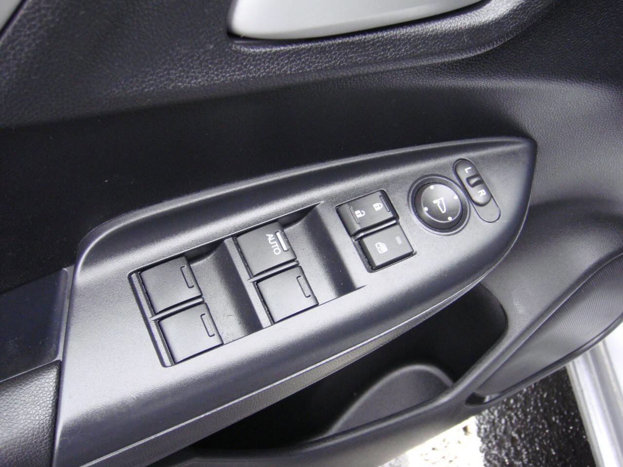 Used 2017 Honda Fit EX-L image 19