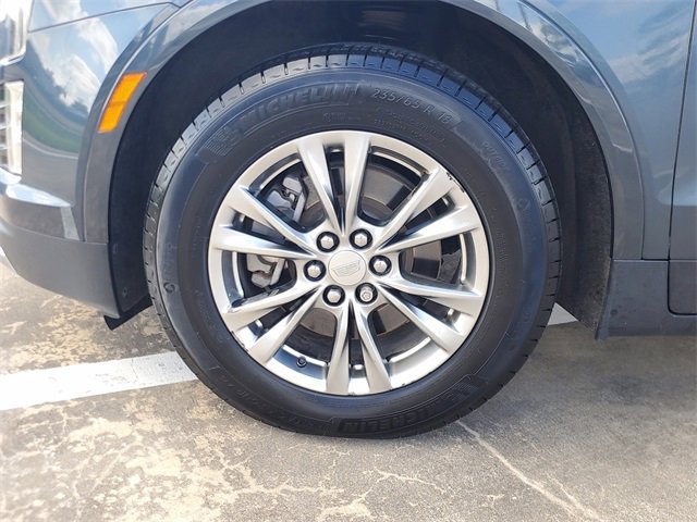 Used 2020 Cadillac XT5 Premium Luxury image 10