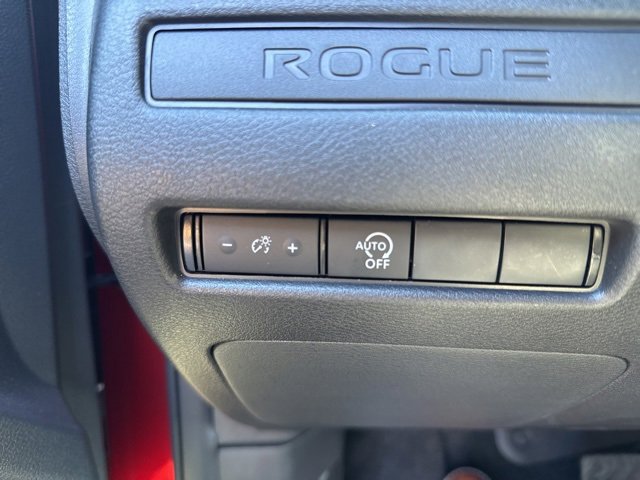 Certified 2025 Nissan Rogue S image 11