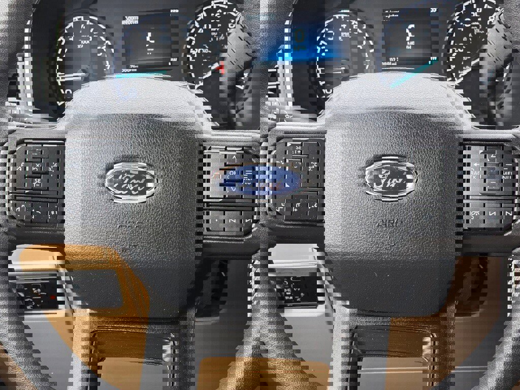 Used 2023 Ford F150 XLT image 16