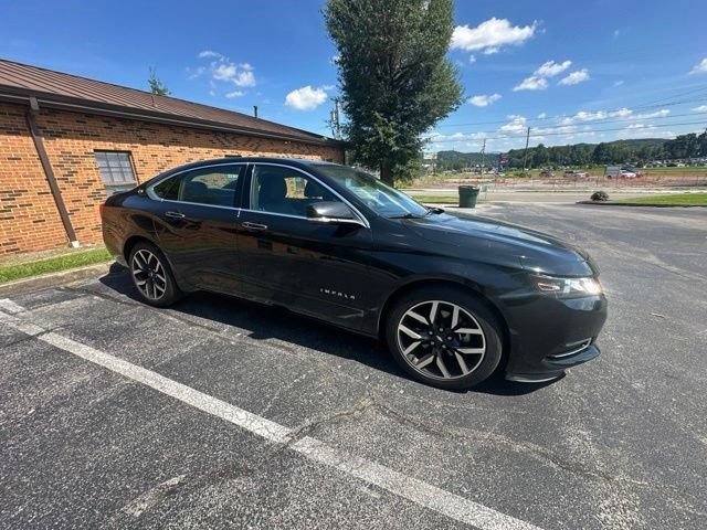 Used 2017 Chevrolet Impala Premier FWD image 18