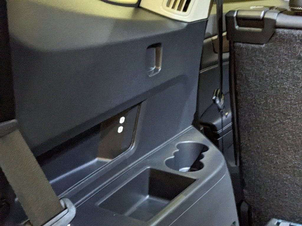 New 2026 Volkswagen Atlas SE image 28