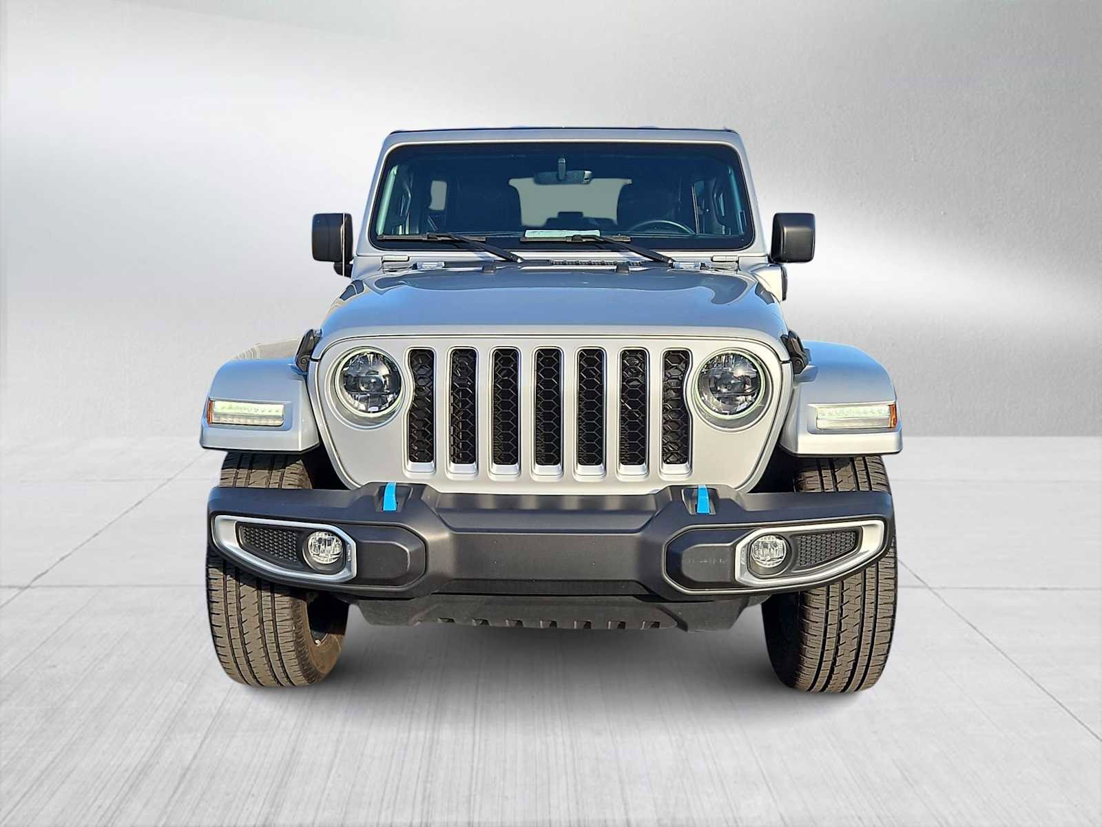 Used 2023 Jeep Wrangler Sahara w/ Cold Weather Group image 3