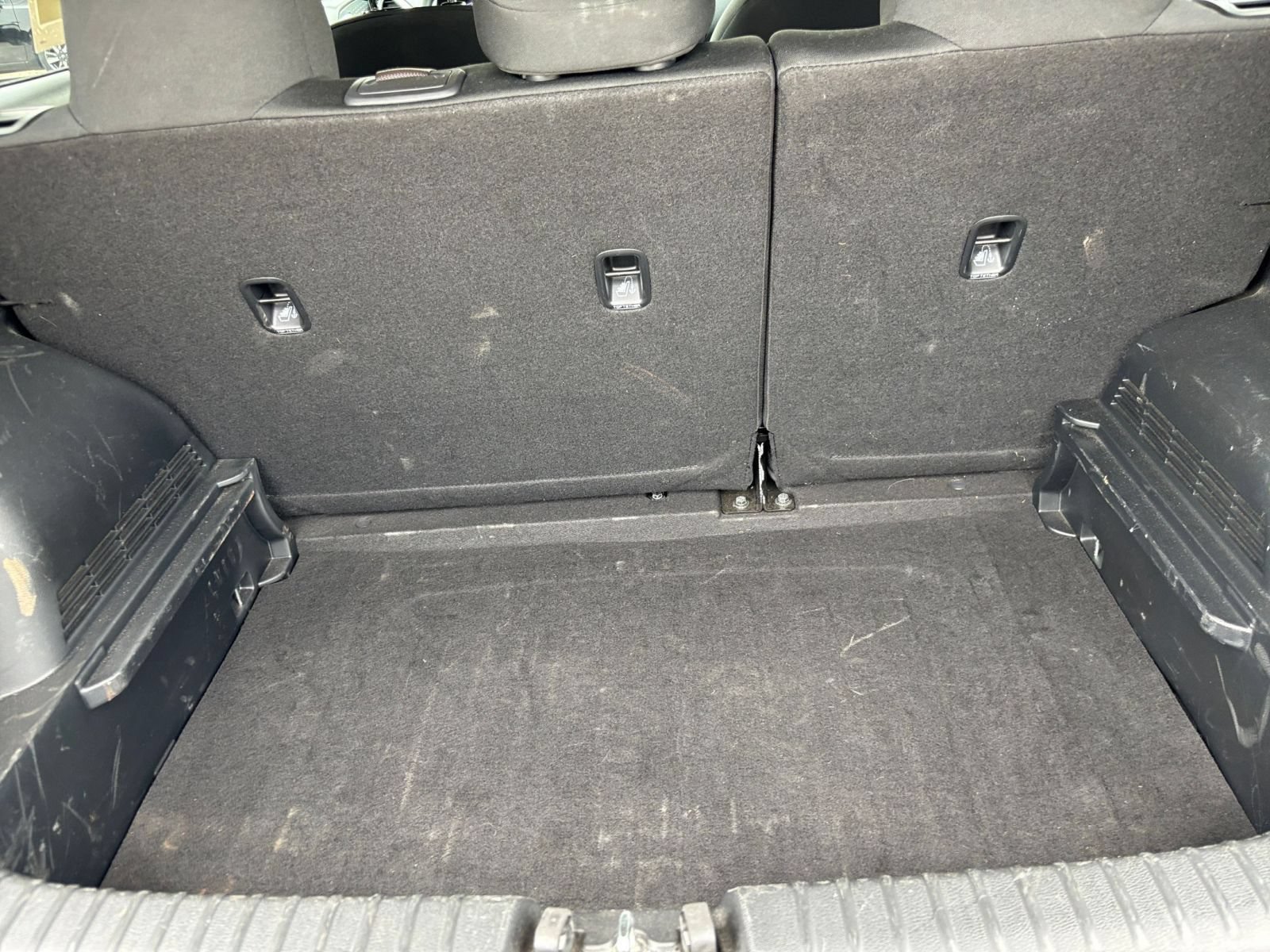 Used 2025 Kia Soul LX w/ LX Technology Package FWD image 28