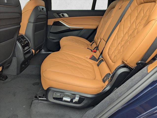 New 2026 BMW X7 xDrive40i image 14