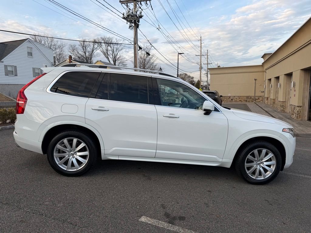 Used 2018 Volvo XC90 T6 Momentum image 8