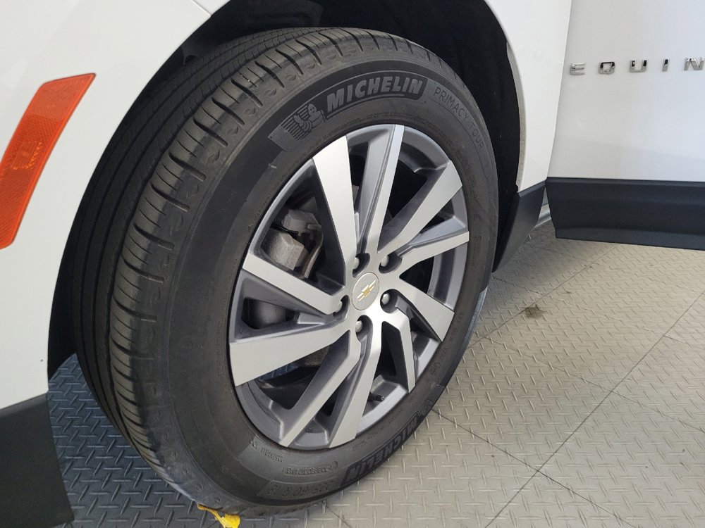 Used 2023 Chevrolet Equinox Premier AWD/4WD image 31