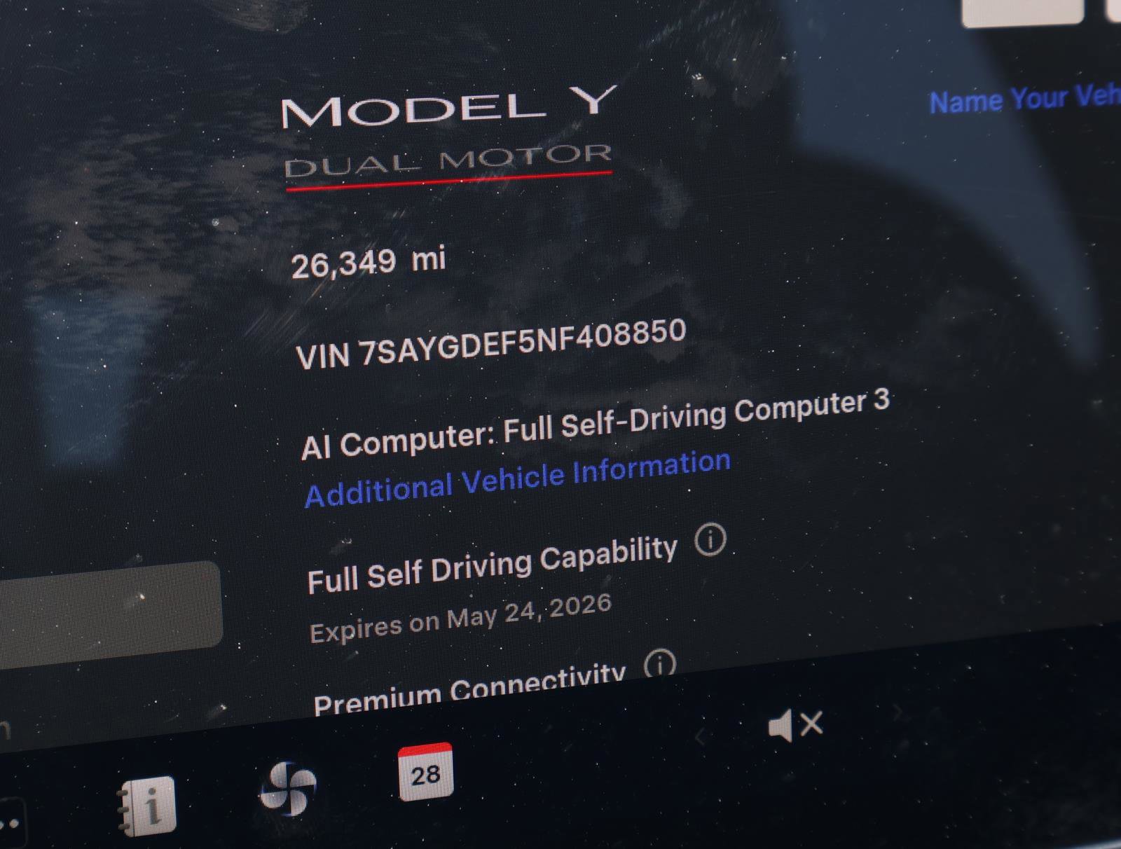 Used 2022 Tesla Model Y Performance AWD/4WD image 24