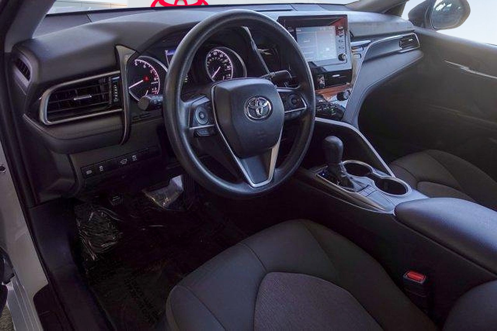 Certified 2024 Toyota Camry LE FWD image 9