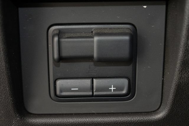 Used 2023 GMC Canyon AT4 AWD/4WD image 31