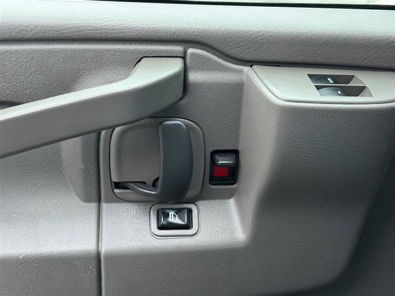 Used 2021 Chevrolet Express 2500 w/ Driver Convenience Package image 35