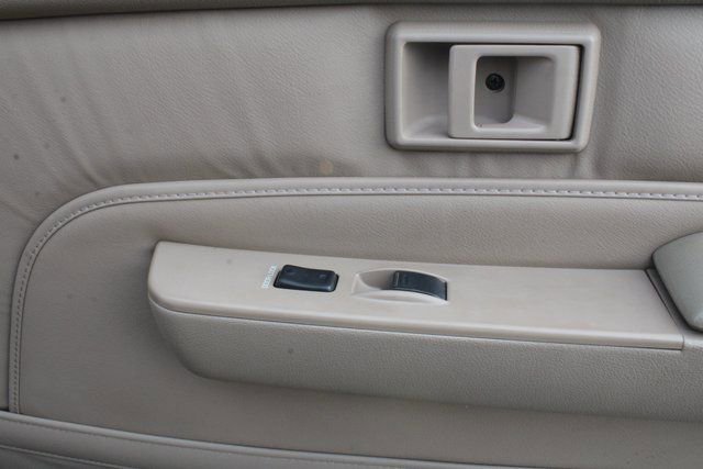 Used 1995 Toyota 4Runner SR5 image 39