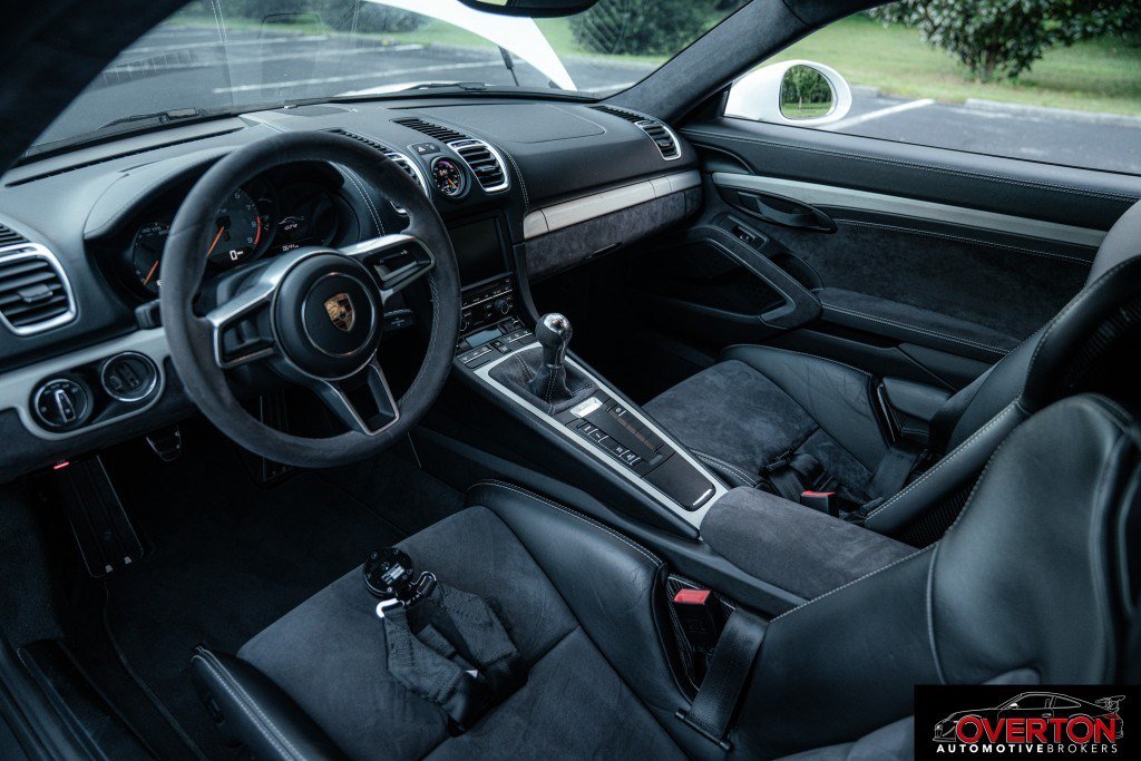 Used 2016 Porsche Cayman GT4 RWD image 11